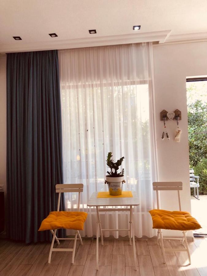 Sweet Apartment In Kʼutʼaisi Exterior foto