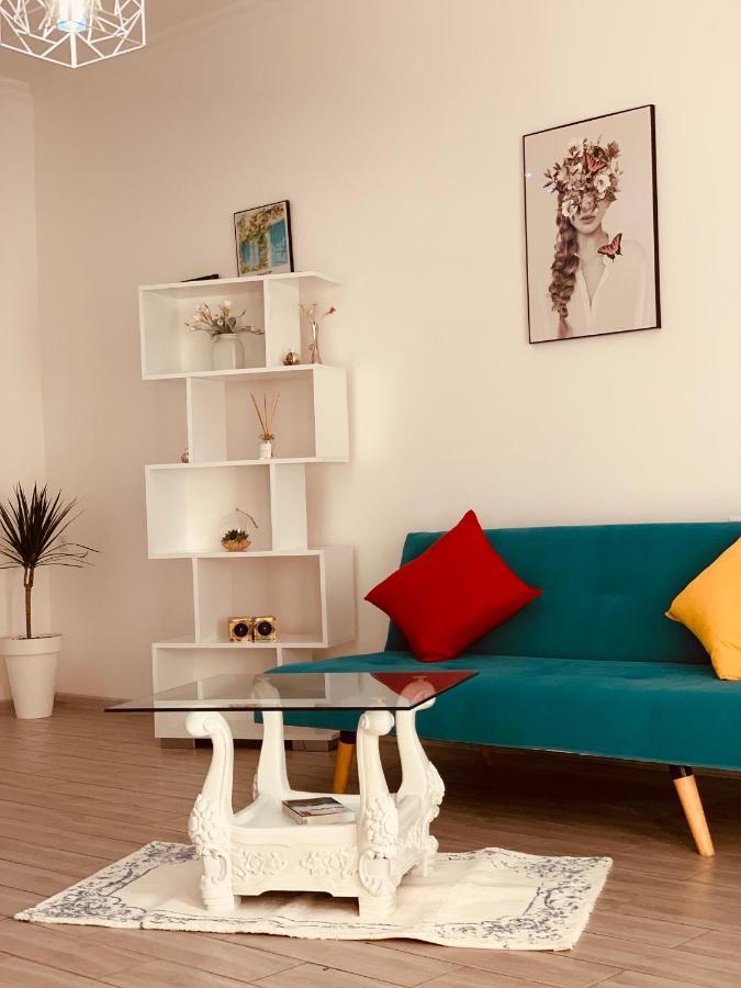 Sweet Apartment In Kʼutʼaisi Exterior foto